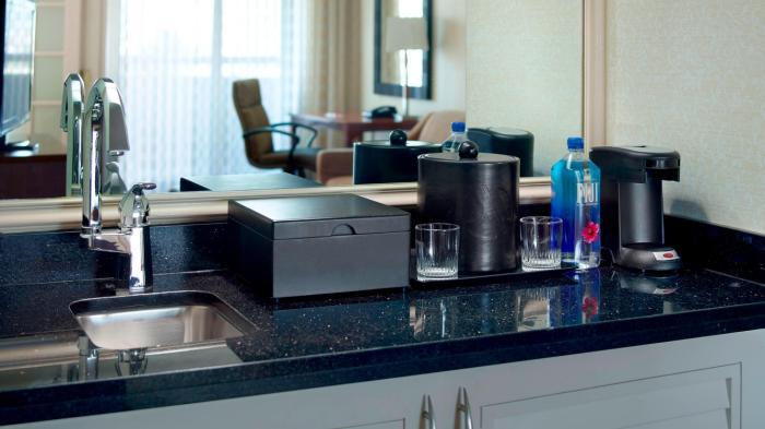 Atlanta Marriott Suites Midtown Номер фото